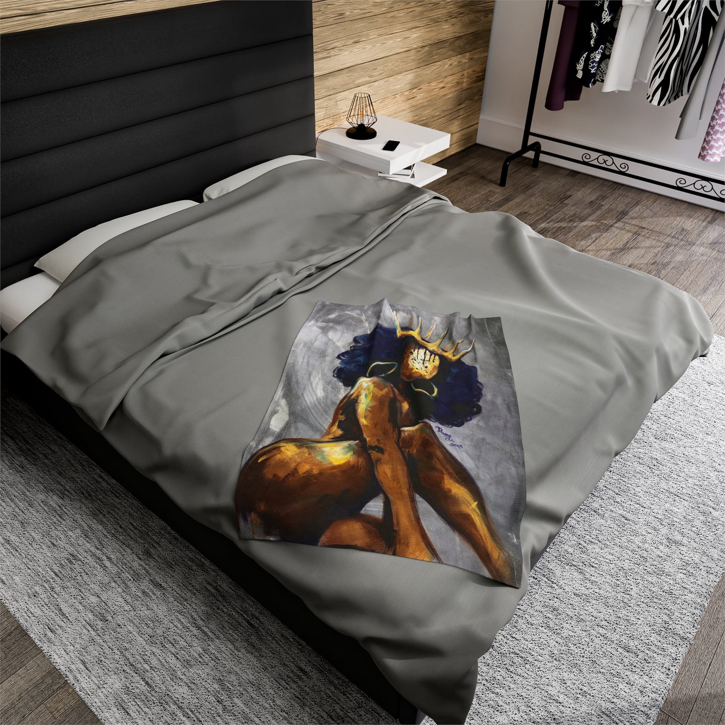 Naturally Queen Nessa Velveteen Plush Blanket