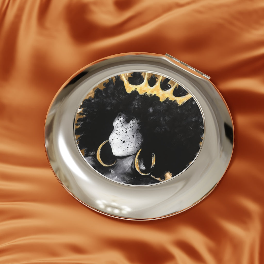 Naturally Queen III GOLD Compact Travel Mirror