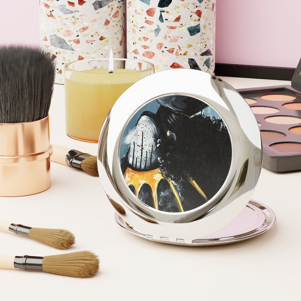 Naturally Queen XXV Compact Travel Mirror