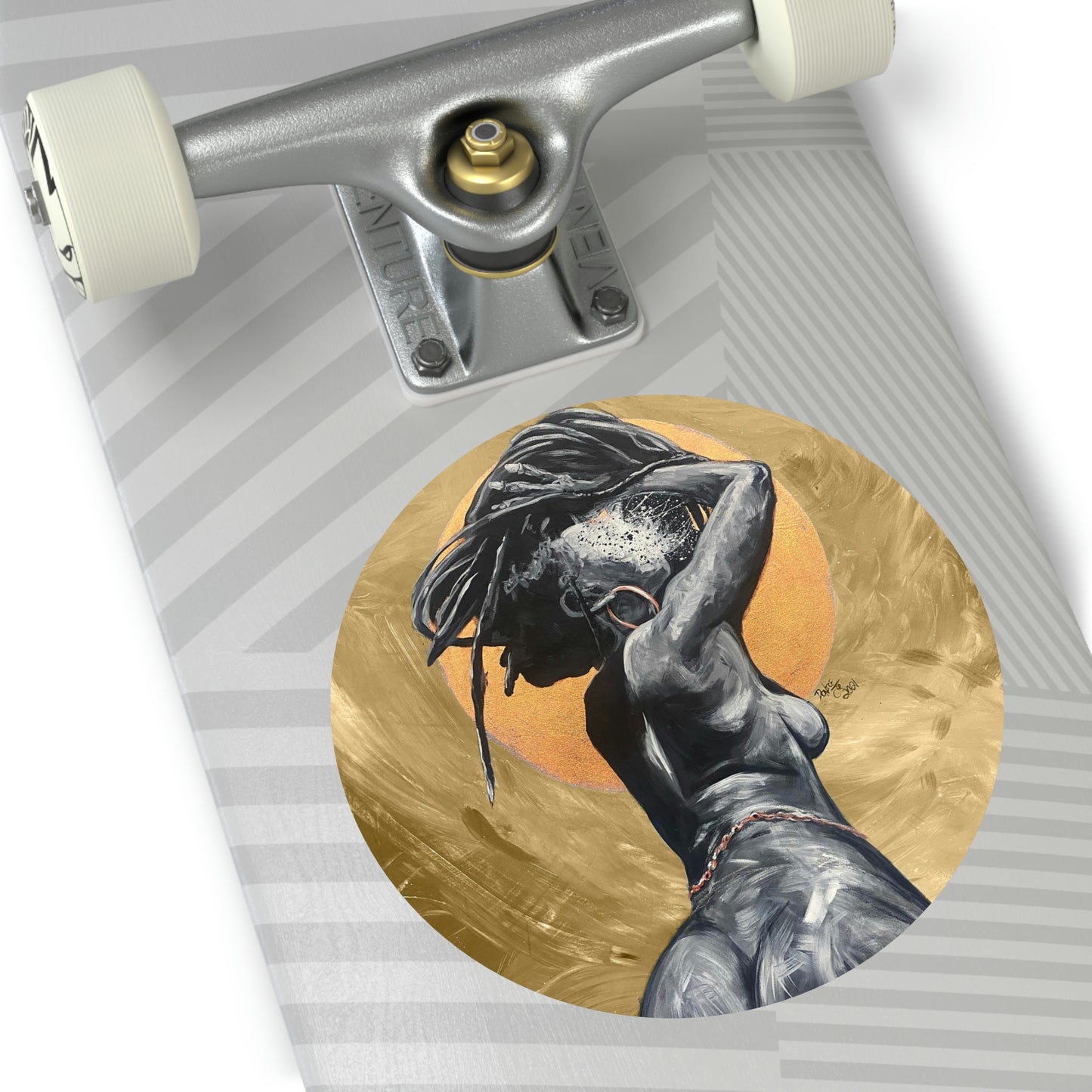 Naturally Nude V GOLD Round Vinyl Stickers