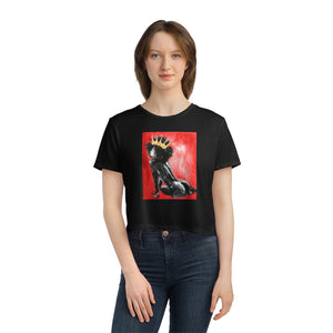 Naturally Queen VIII RED Women's Flowy Cropped Tee