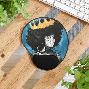 Naturally Queen II BLUE Mouse Pad With Wrist Rest