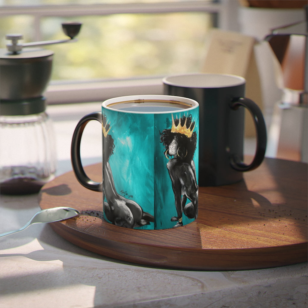Naturally Queen VIII TEAL Magic Mug