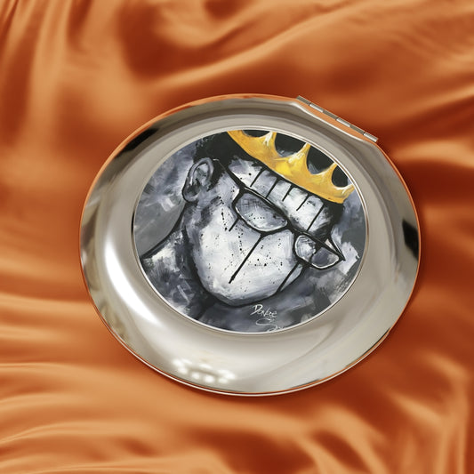 Naturally Queen II Compact Travel Mirror